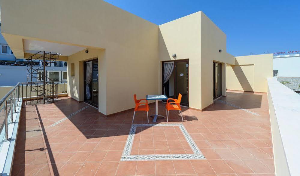 Maris Grand Waterpark Resort Protaras Esterno foto