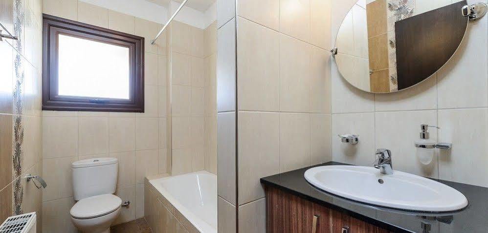 Maris Grand Waterpark Resort Protaras Esterno foto
